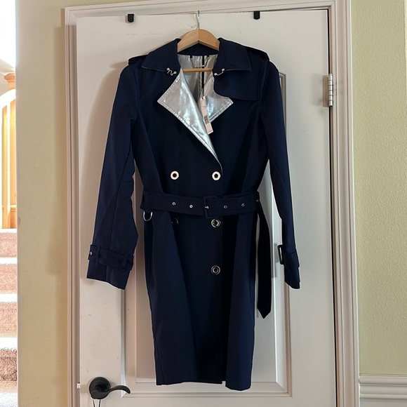 Rain coat